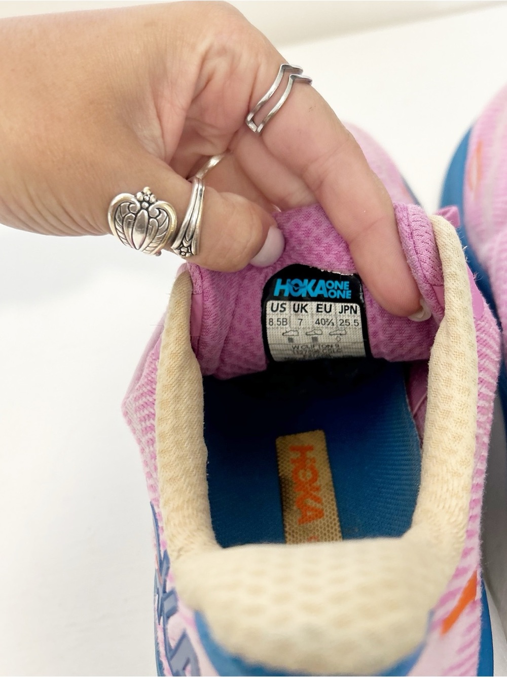Hoka Clifton 9 Women's Running Shoes Pink and Navy Blue - Picture 9 of 11